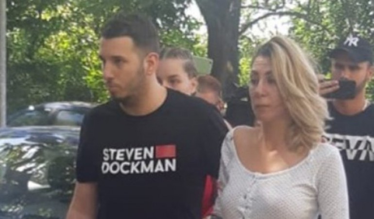 KAO U HOROR FILMU: Krv na sve strane u stanu pretučene Nadežde!: OVDJE JE TOMA UDARAO PJEVAČICU! (UZNEMIRUJUĆI FOTO)