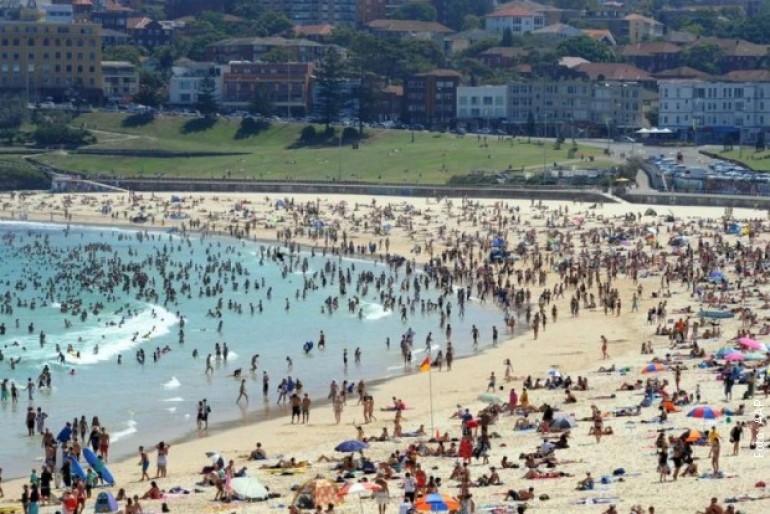 I dok se mi smrzavamo … u Sidneju 40 stepeni, plaže pune…