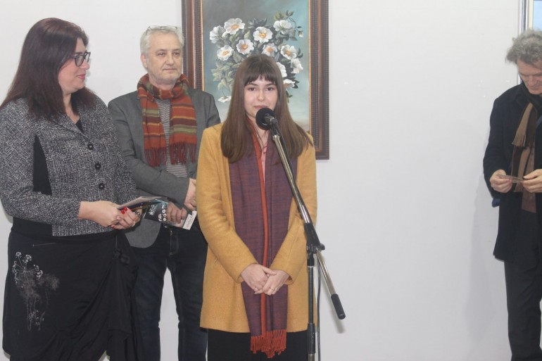 Talentovana Kanita Mumić u Tuzli održala prvu samostalnu izložbu