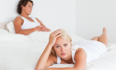 TO IH IZLUĐUJE! Muškarci otkrivaju šta žene NE TREBA da nose u krevetu - nije riječ o vešu, već...