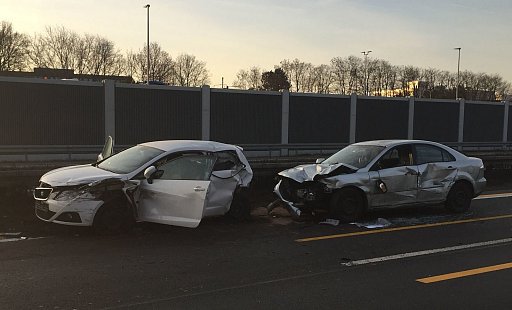 OVO JE MJESTO NESREĆE U KOJOJ JE ŠABAN POGINUO: Auto potpuno smrskan (FOTO)