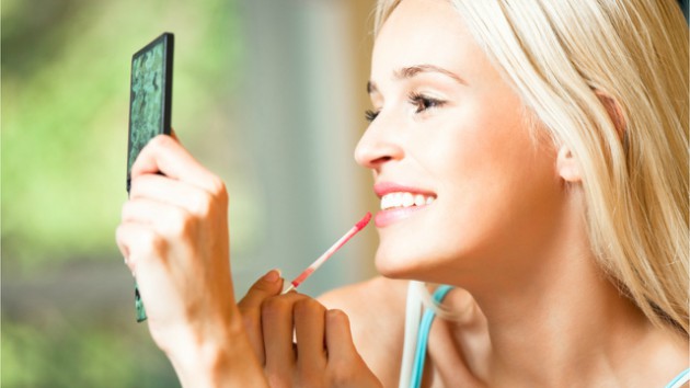 Sjaj za usne – tri inovativna načina nanošenja