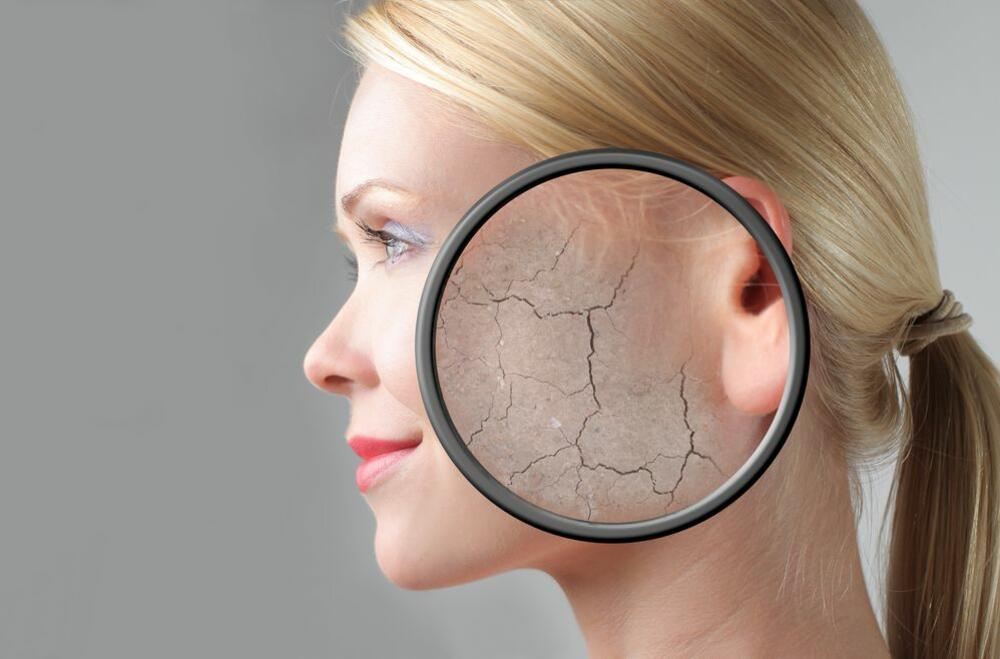 Šta se zapravo događa vašoj koži ako ne uklonite šminku prije spavanja?
