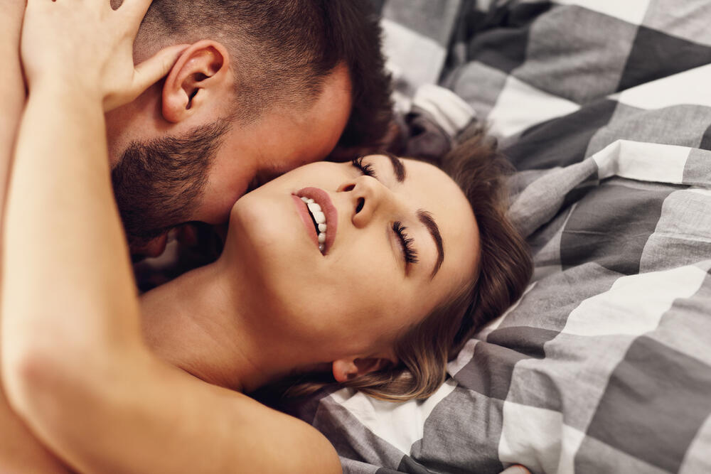 Koliko minuta traje dobar seks? Ljudi govore jedno, ali štoperica otkriva nešto drugo