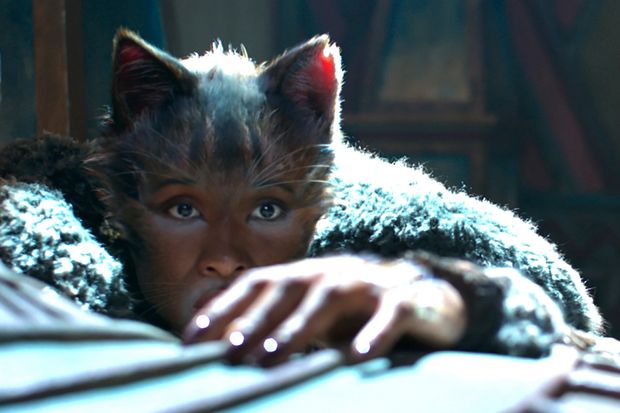 Universal povukao film “Mačke” iz utrke za Oscara: “Očajan je”